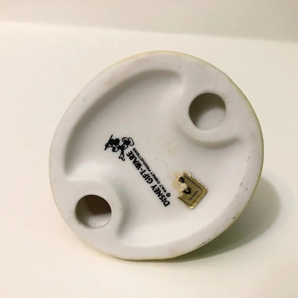 Vintage Walt  Disney Gift Ware Pluto with Crab Figurine Taiwan - Picture 9 of 14